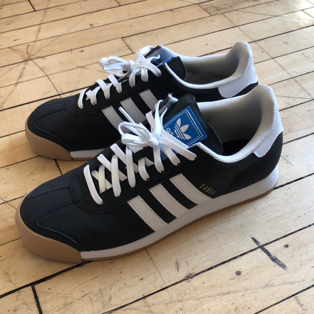 Adidas Men’s Samoa worn once size 10